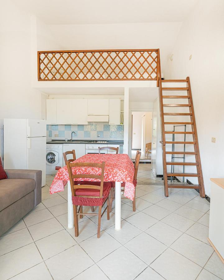 Ambra Holiday Rooms San Teodoro  Exterior foto